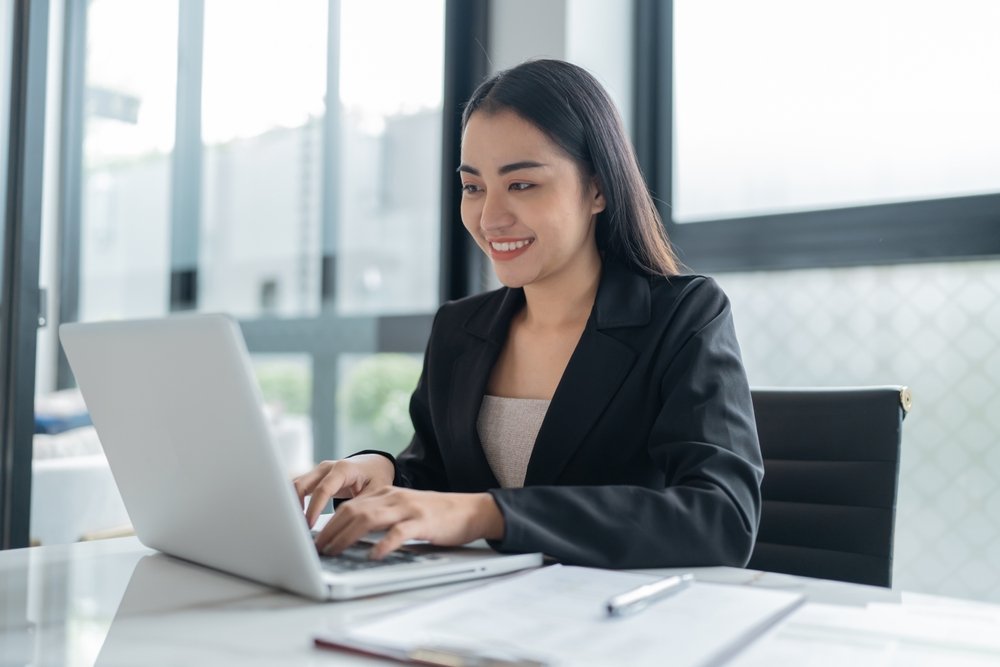 Business Operation Executive (Filipino Female)
